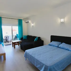 Azzurro / Ocean View / 5 Min To Beach Apartment